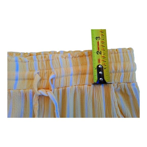 Soft Crinkly Beach Pants Butter Yellow Stretchy Pull On Drawstring Flowy size M - Picture 10 of 10